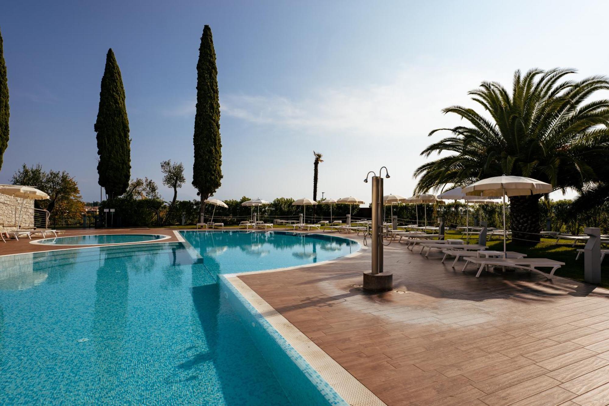 Hotel Resort Villa Luisa&Spa San Felice del Benaco Esterno foto
