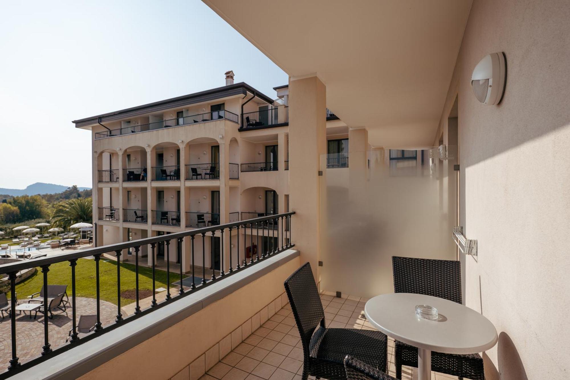 Hotel Resort Villa Luisa&Spa San Felice del Benaco Esterno foto